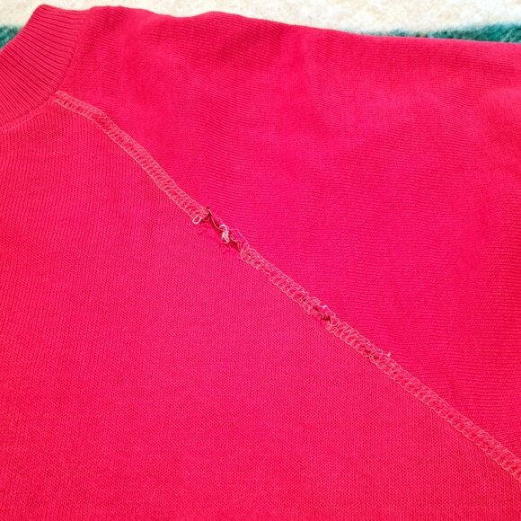 VINTAGE 80s Wisconsin Badgers sweatshirt, red, sz M - Picture 4 of 8